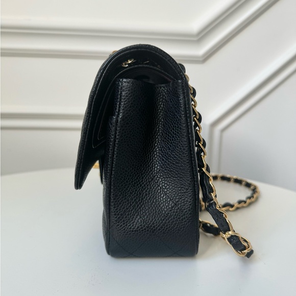 SELLING CC CLASSIC M FLAP BAG - Picture 2 of 15